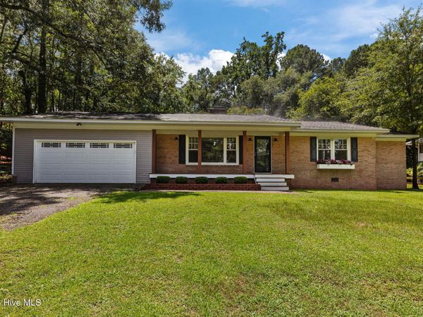 89 S Lakeshore Drive, Whispering Pines, NC 28327