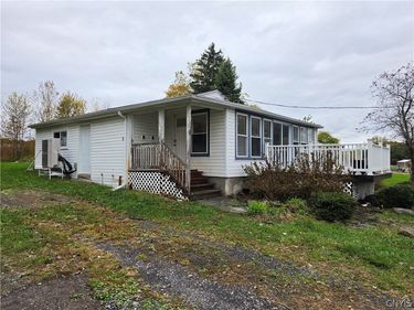261 Firelane 17 , Cato, NY 13033