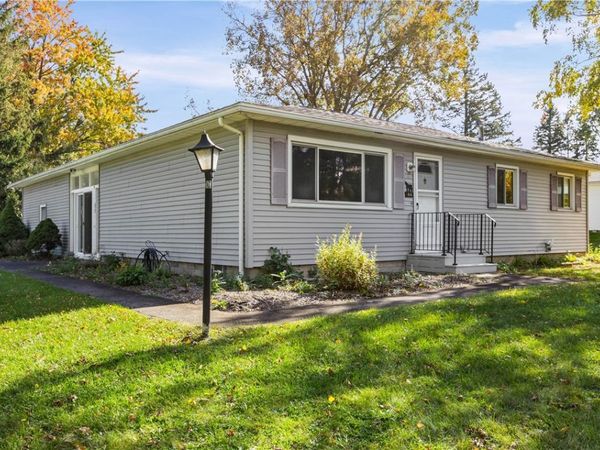 44 Loreto Avenue , Rochester, NY 14623
