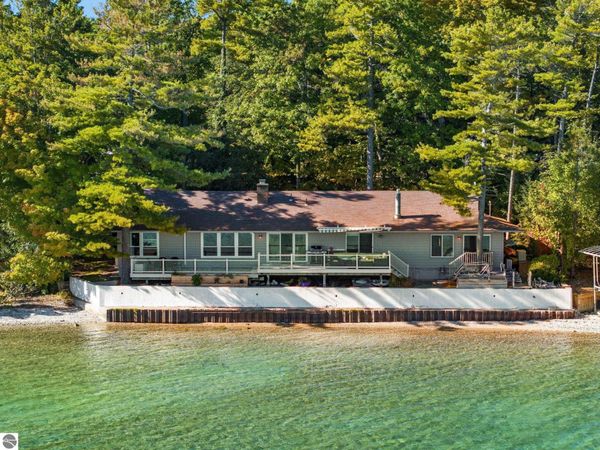 11568 Bluff Road, Traverse City, MI 49686