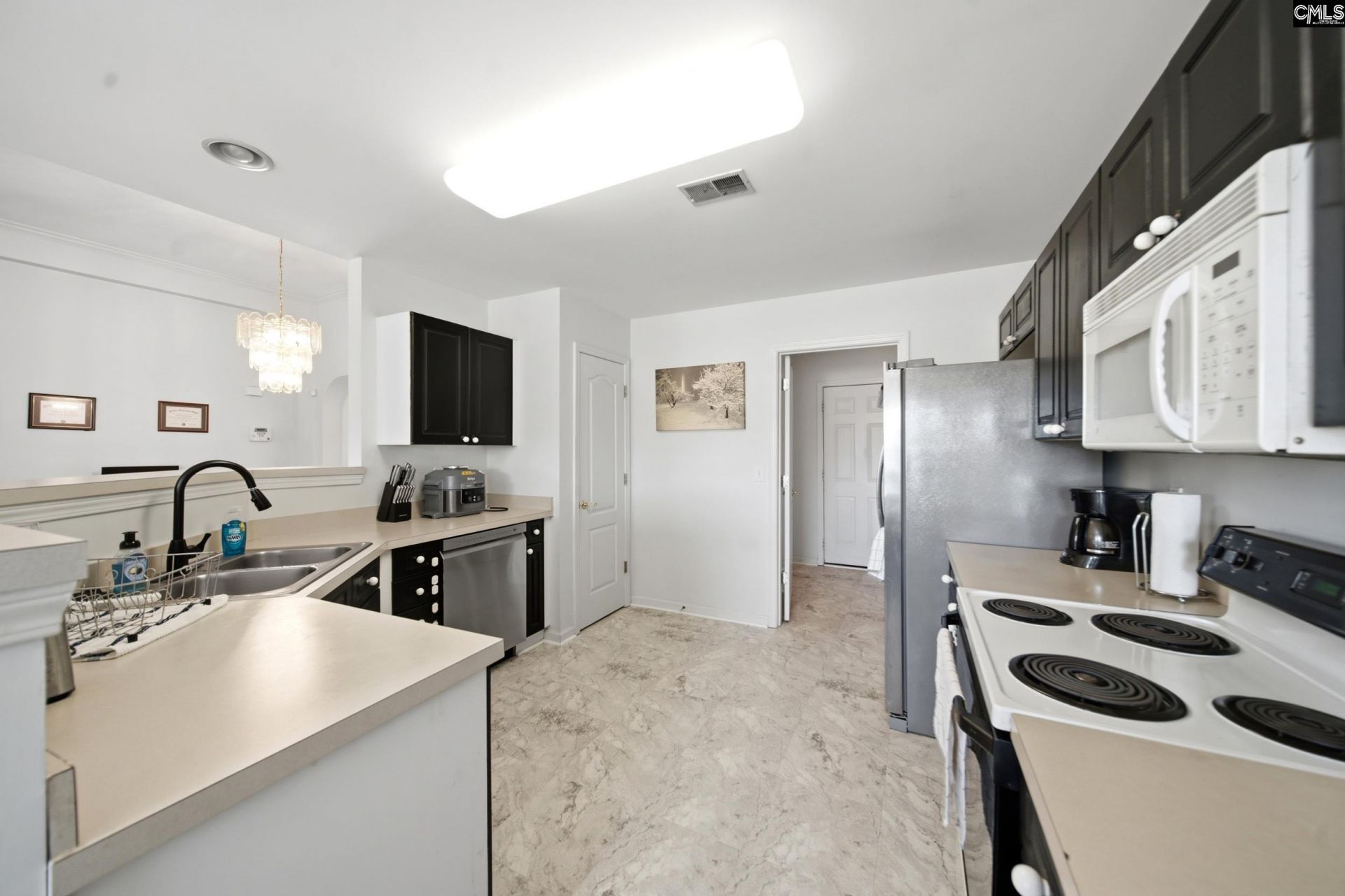 210 Faircrest Way  Photo 15