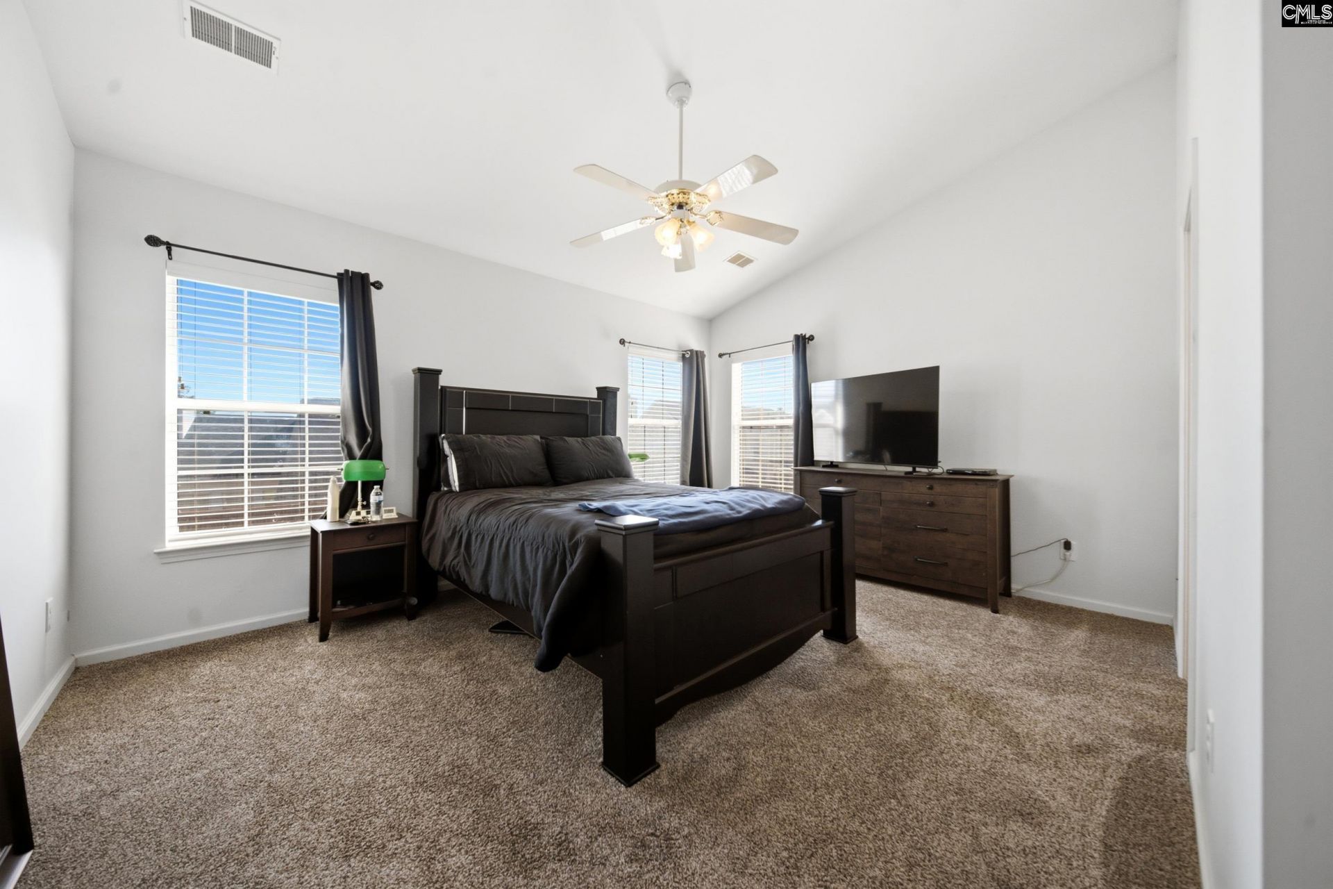210 Faircrest Way  Photo 19