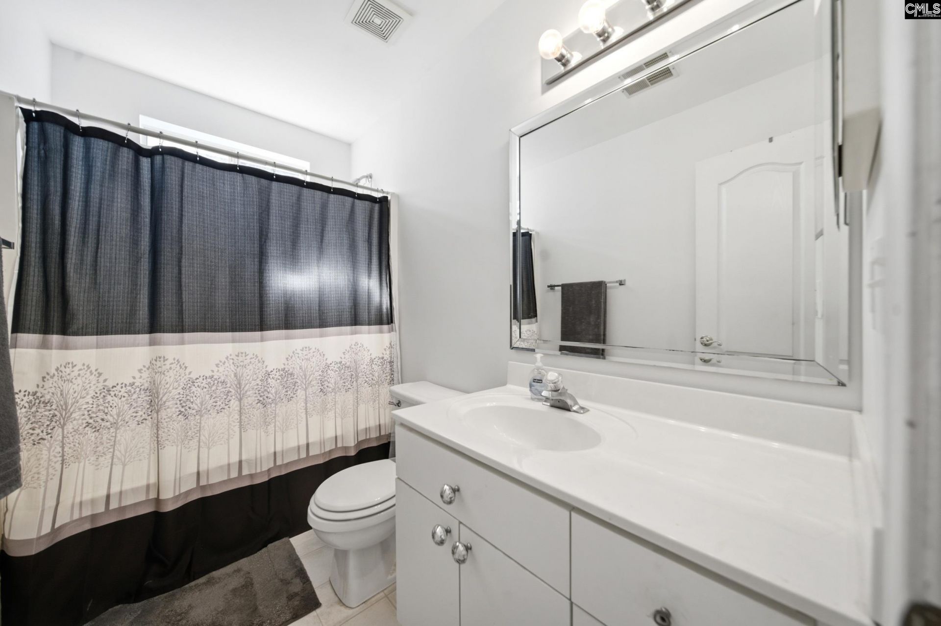 210 Faircrest Way  Photo 5