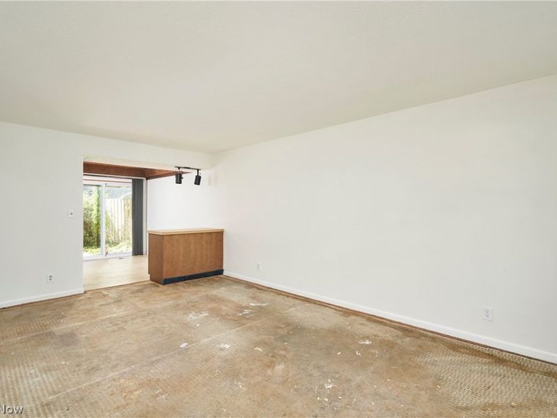 76 Menlo Park Drive, Akron, OH 44313 Photo 4