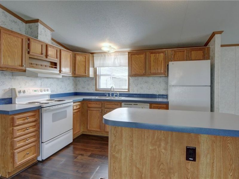 2955 Winklepleck Road NW, Sugarcreek, OH 44681 Photo 13