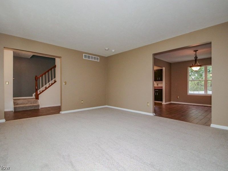 23693 Drake Road, Oakwood Village, OH 44146 Photo 3