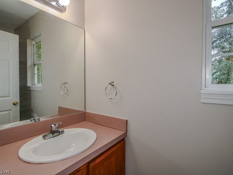 23693 Drake Road, Oakwood Village, OH 44146 Photo 34