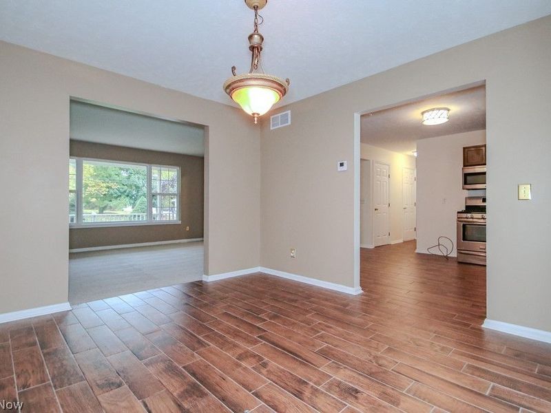 23693 Drake Road, Oakwood Village, OH 44146 Photo 8