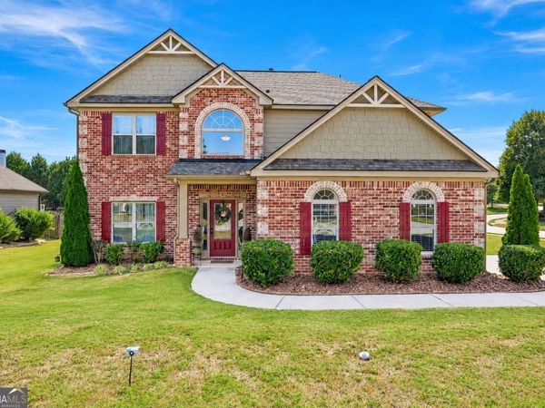 511 Starmist Court, Loganville, GA 30052
