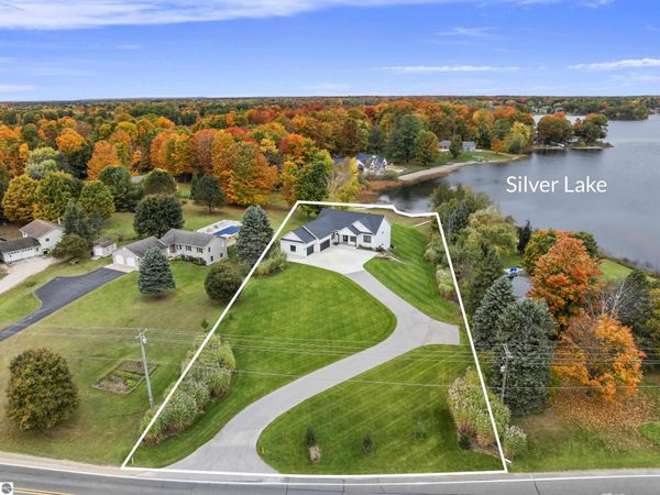 504 East Silver Lake Road S, Traverse City, MI 49685