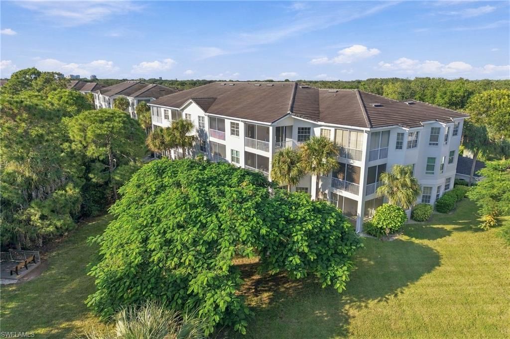 3431 Pointe Creek Ct, Unit 302, Bonita Springs, FL 34134 Photo