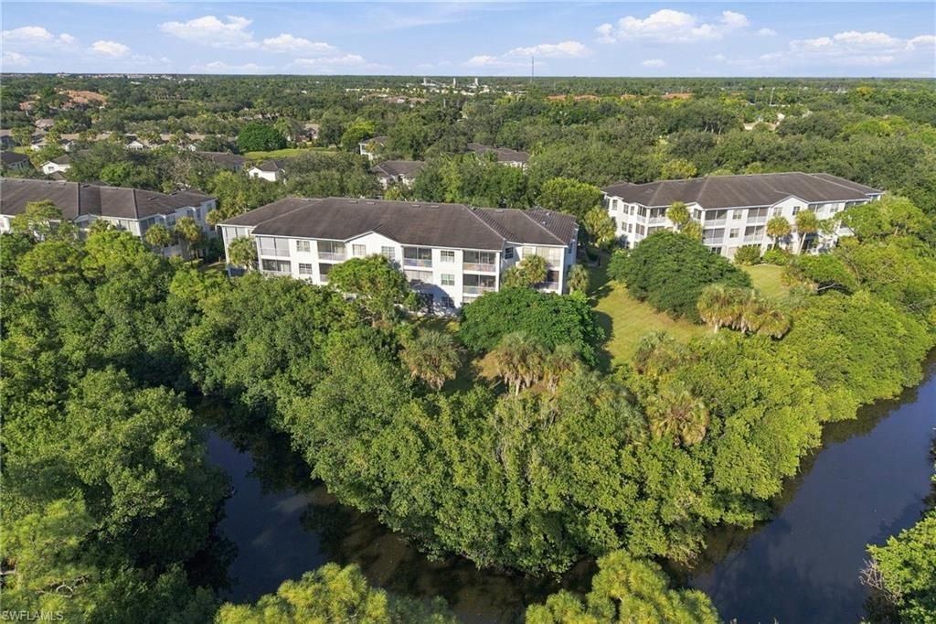 3431 Pointe Creek Ct, Unit 302, Bonita Springs, FL 34134 Photo