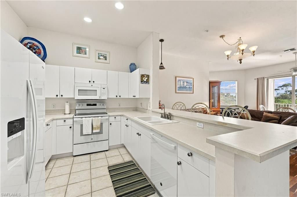 3431 Pointe Creek Ct, Unit 302, Bonita Springs, FL 34134 Photo