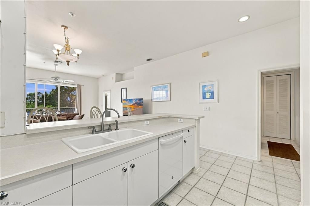 3431 Pointe Creek Ct, Unit 302, Bonita Springs, FL 34134 Photo