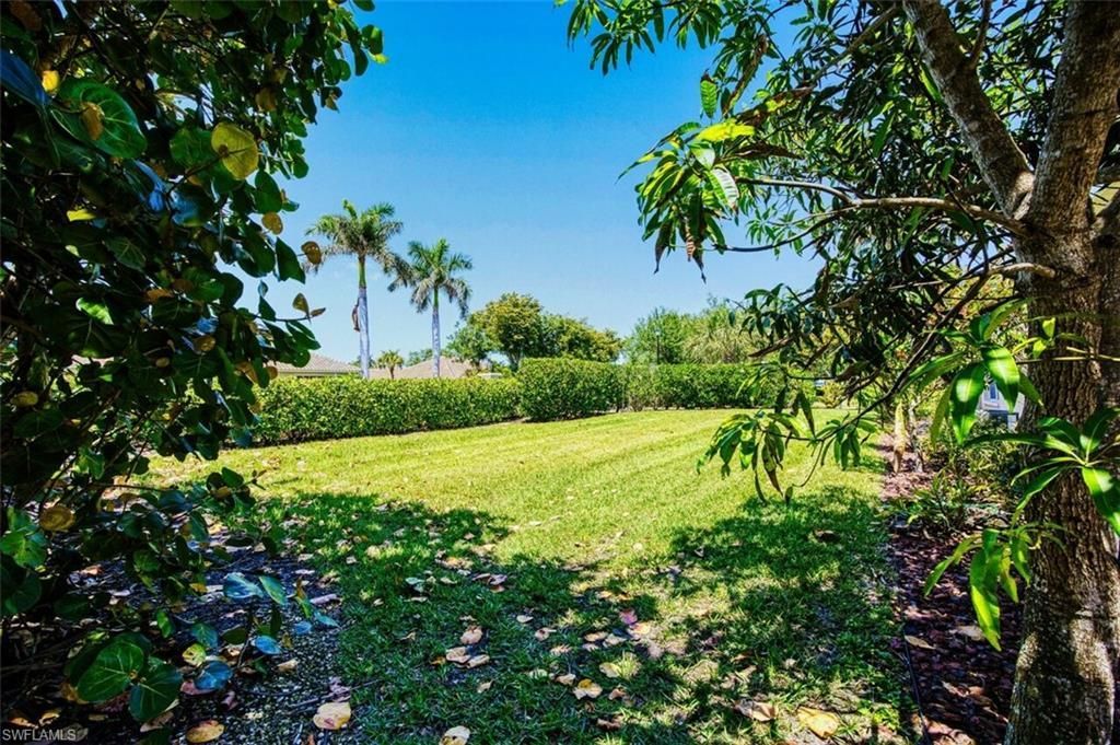 5482 Peppertree Dr , Fort Myers, FL 33908 Photo