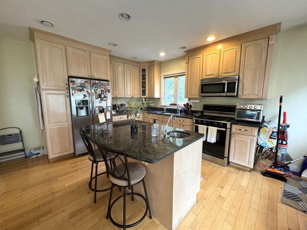163 Summer St, Unit 1, Waltham, MA 02452
