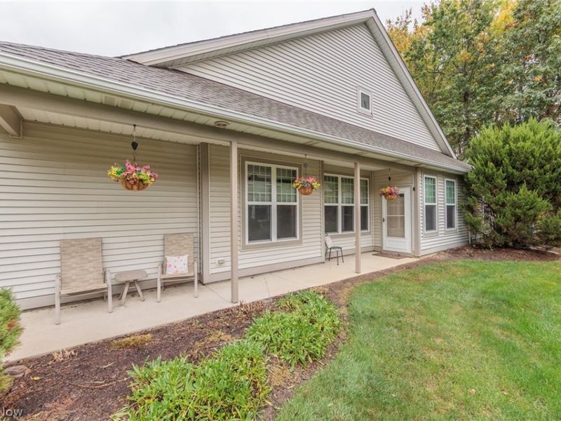 1969 Buckingham Drive, Avon, OH 44011 Photo 3