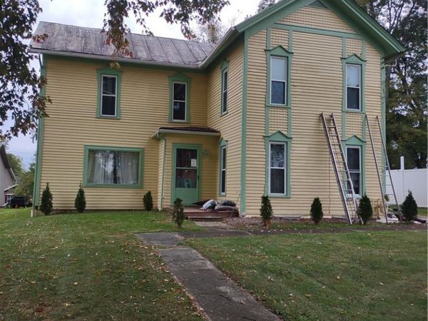 61 W Main Street , Seville, OH 44273