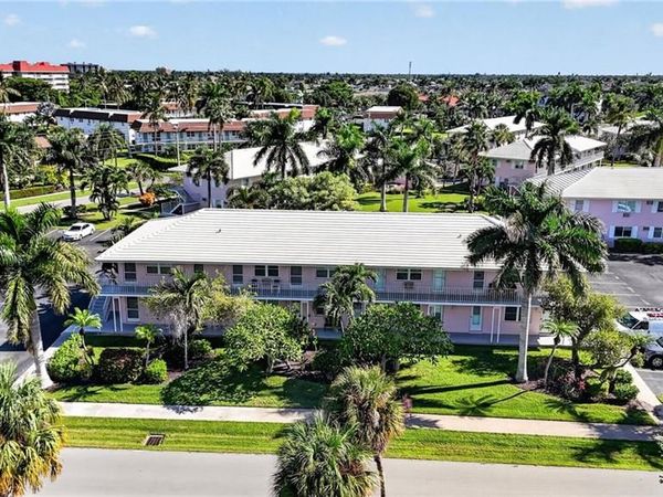 190 N Collier BLVD , Unit V9, MARCO ISLAND, FL 34145