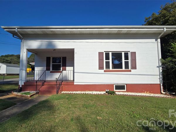 114 School Street, Belmont, NC 28012