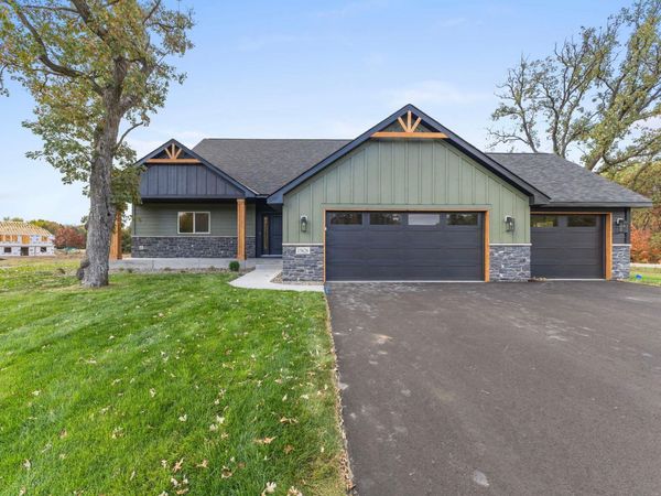 15626 Sycamore Street , Andover, MN 55304