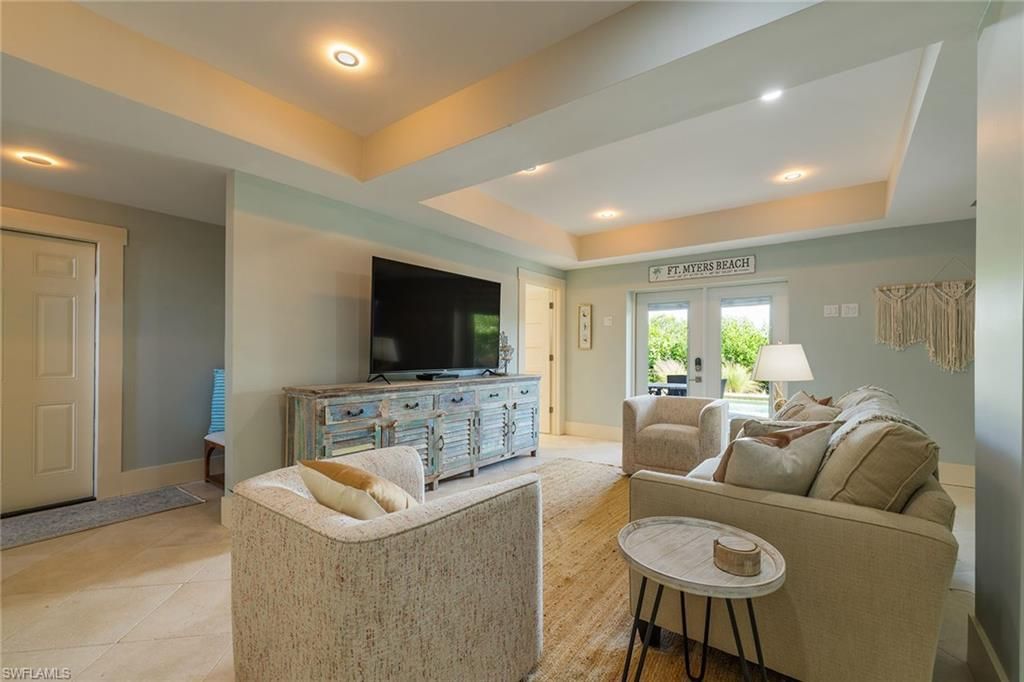21551 Indian Bayou Dr , Fort Myers Beach, FL 33931 Photo