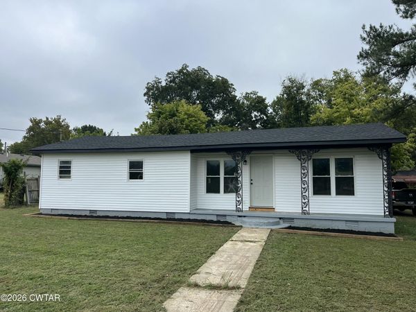 124 Rawles Avenue , Dyersburg, TN 38024