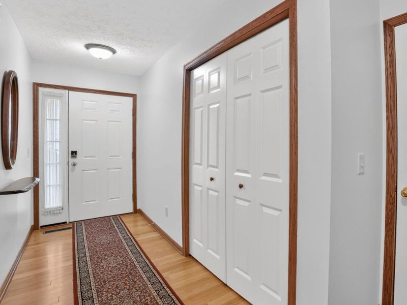 31 Canterbury, Oberlin, OH 44074 Photo 19