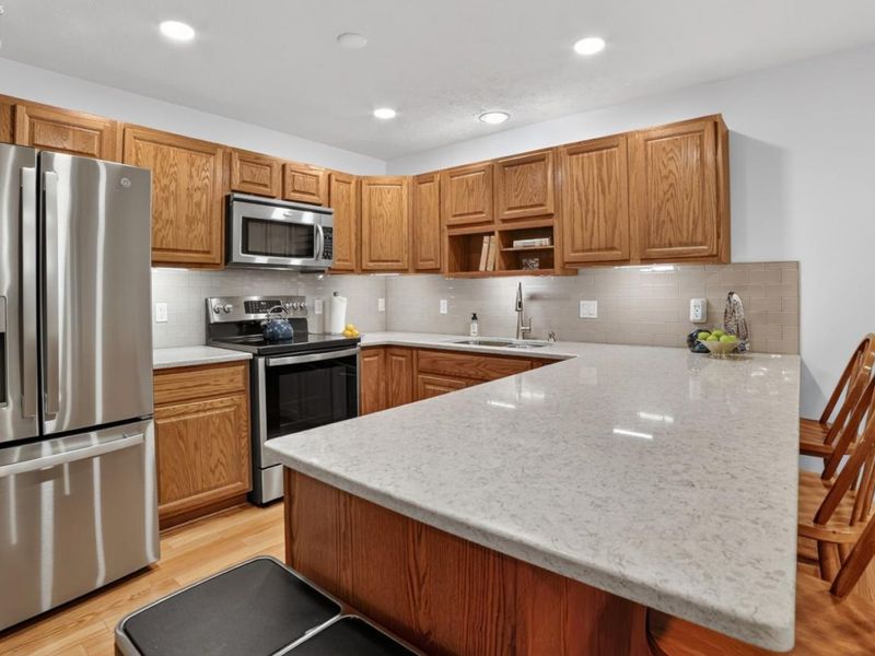 31 Canterbury, Oberlin, OH 44074 Photo 6