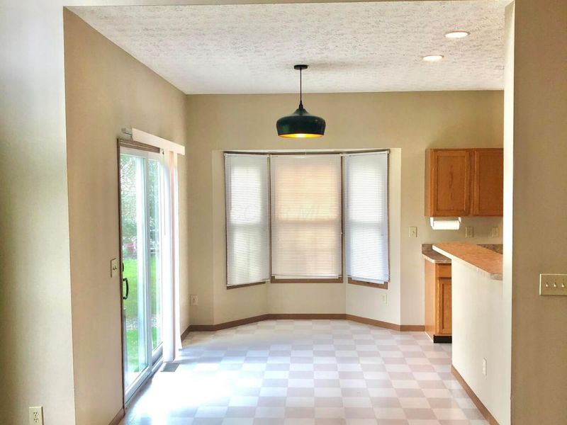 7279 Summerfield Drive, Lewis Center, OH 43035 Photo 8