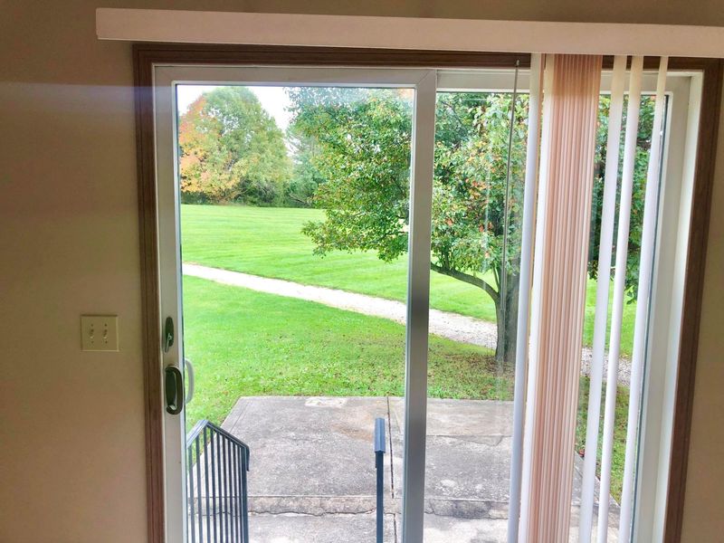 7279 Summerfield Drive, Lewis Center, OH 43035 Photo 9