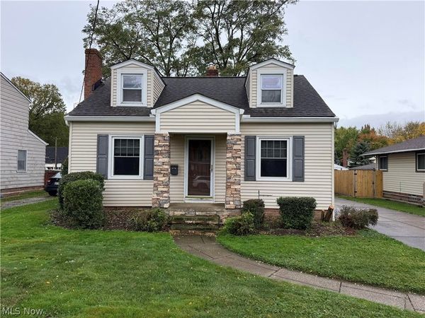 23481 Clifford Drive , North Olmsted, OH 44070