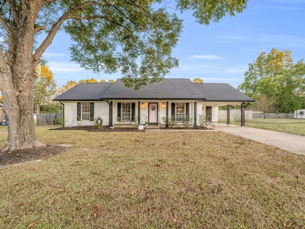 5668 Mississippi 50, Steens, MS 39766