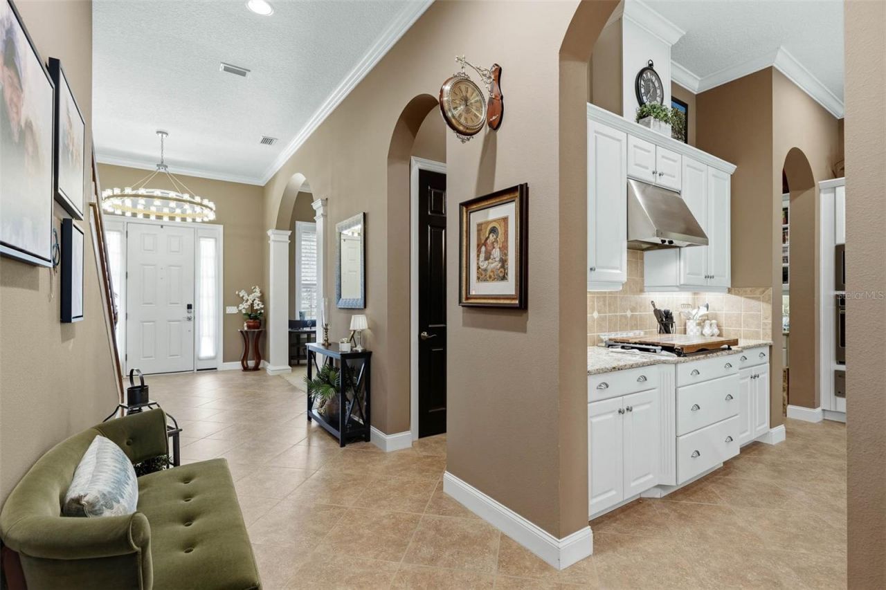 6084 Summit View Drive, Brooksville, FL 34601 Photo