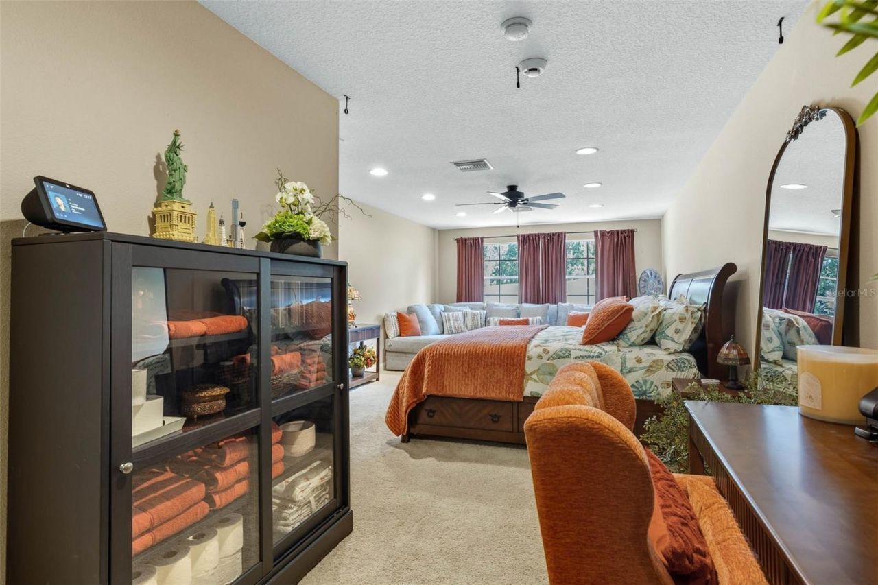 6084 Summit View Drive, Brooksville, FL 34601 Photo