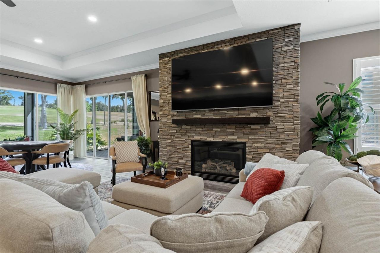6084 Summit View Drive, Brooksville, FL 34601 Photo