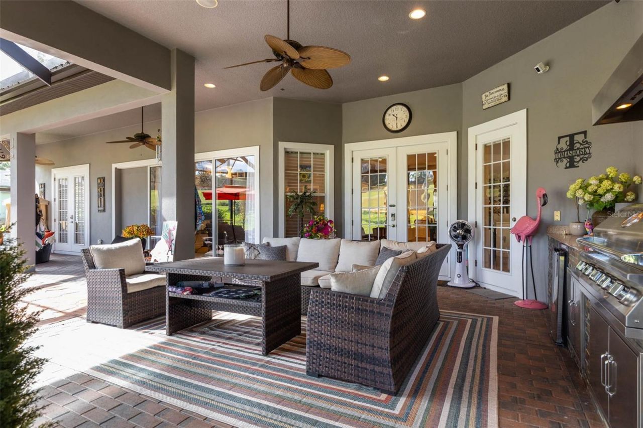 6084 Summit View Drive, Brooksville, FL 34601 Photo