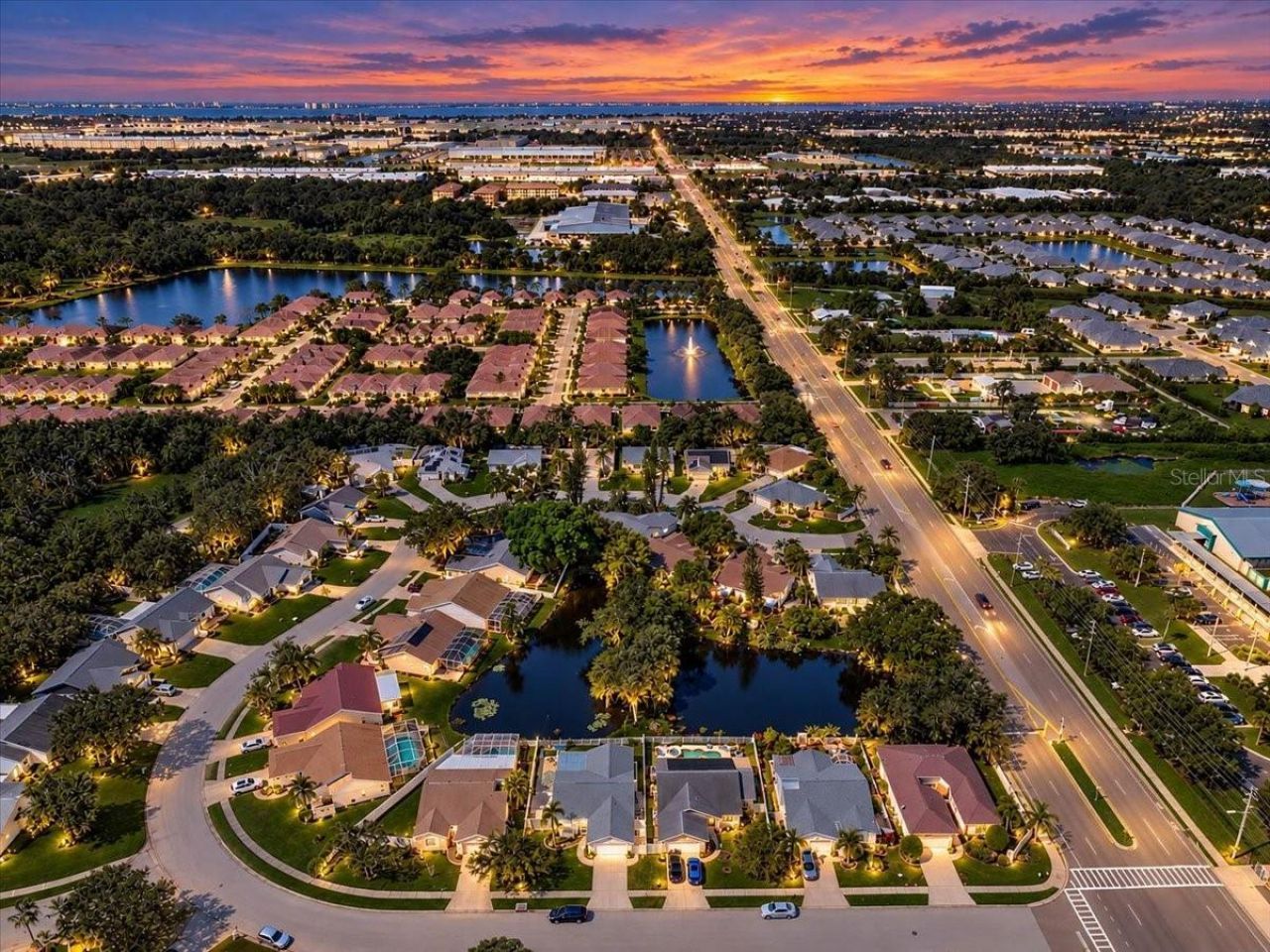 7739 33rd Lane E, Sarasota, FL 34243 Photo