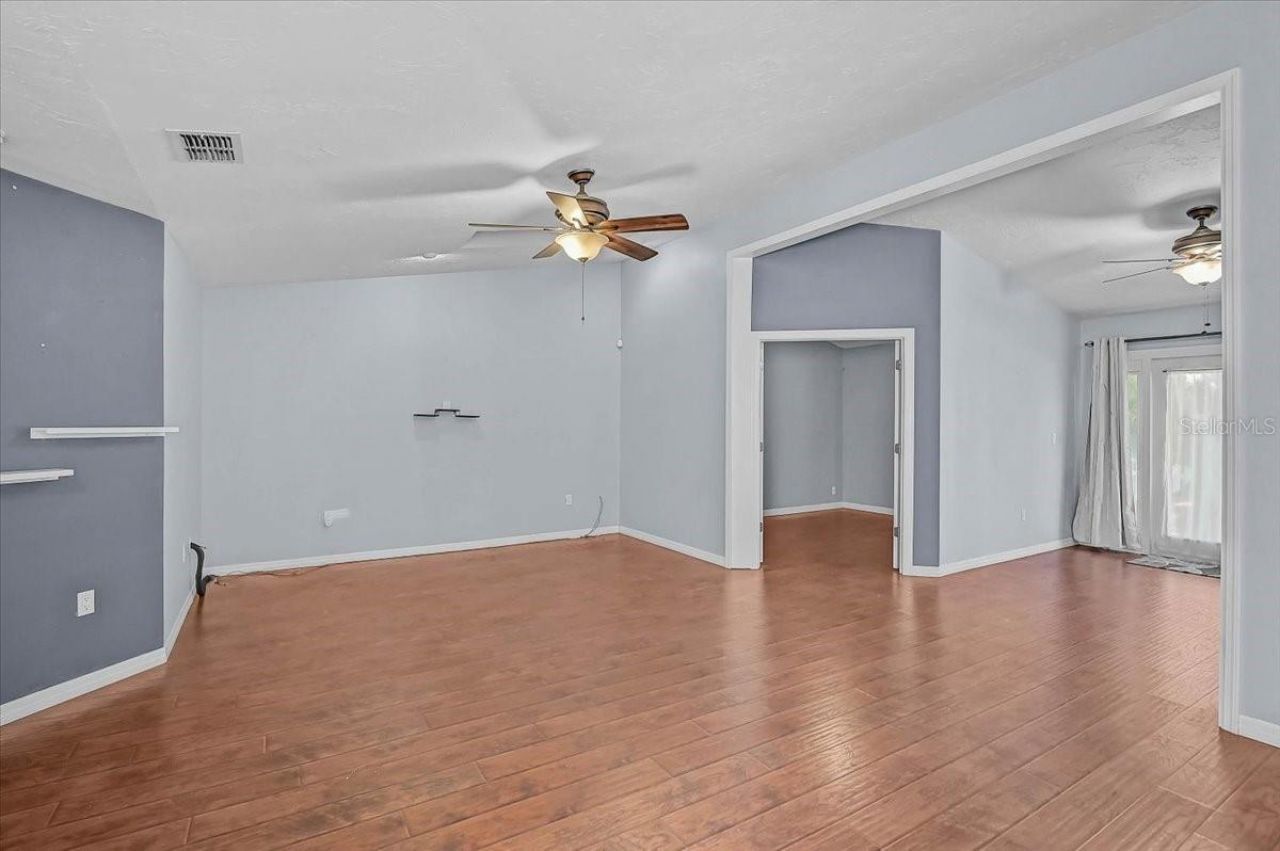 7739 33rd Lane E, Sarasota, FL 34243 Photo