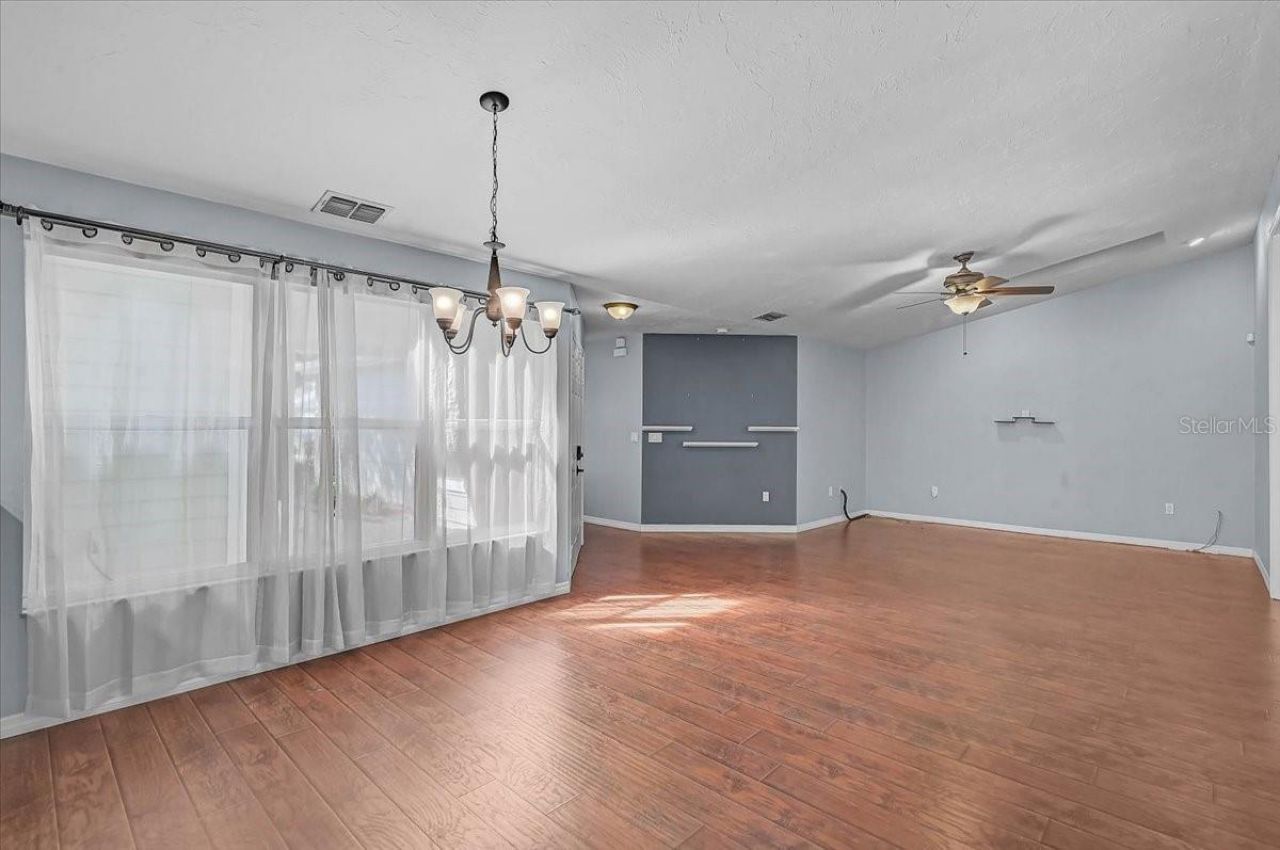 7739 33rd Lane E, Sarasota, FL 34243 Photo