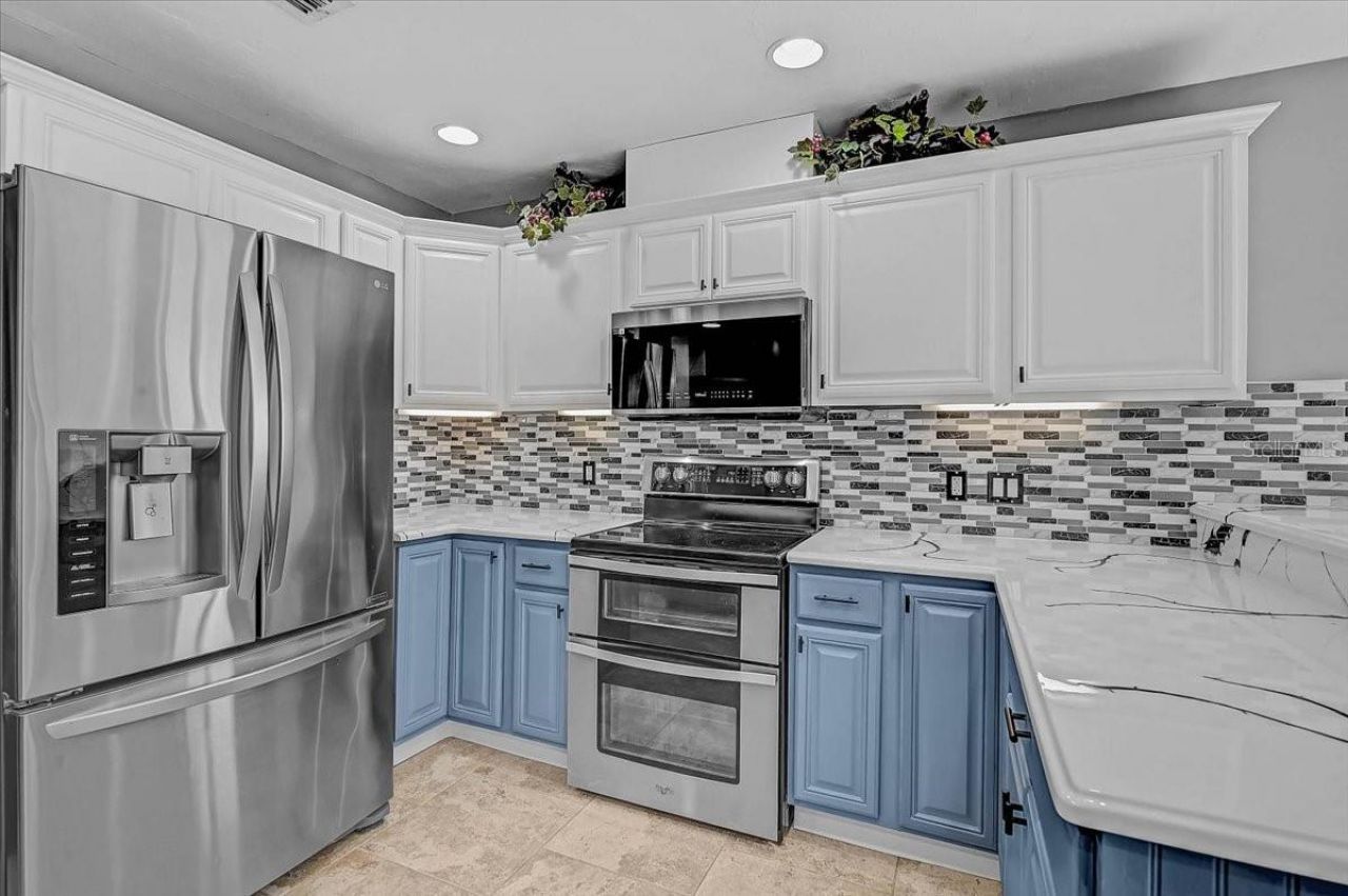 7739 33rd Lane E, Sarasota, FL 34243 Photo
