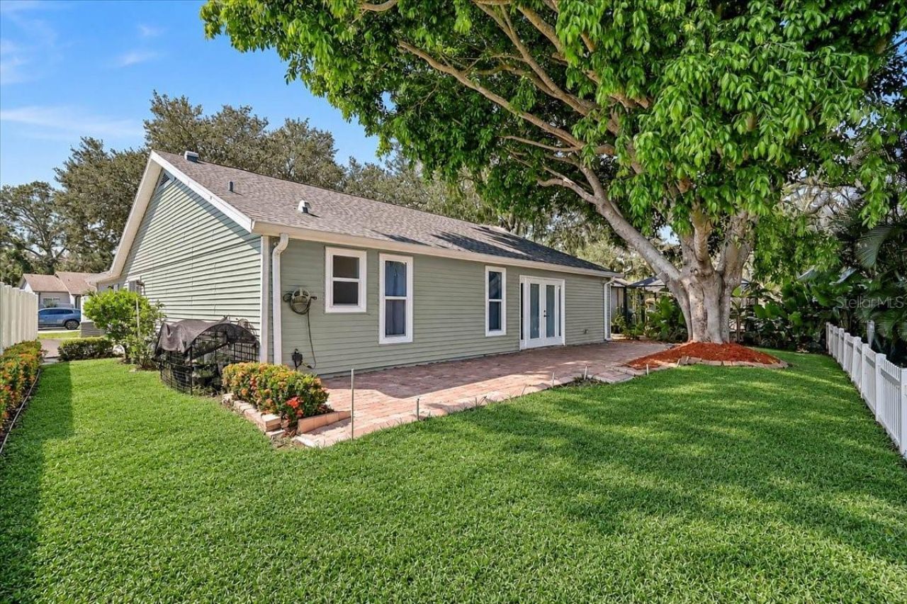 7739 33rd Lane E, Sarasota, FL 34243 Photo