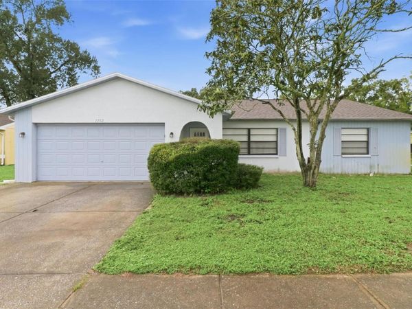 7752 ROYAL STEWART DRIVE , NEW PORT RICHEY, FL 34653