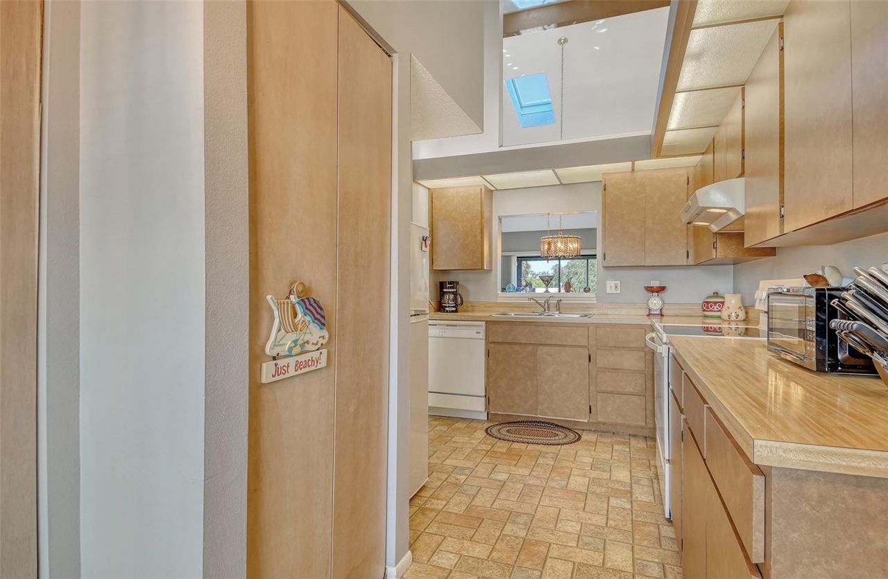 7214 Cloister Drive, Unit 7214, Sarasota, FL 34231 Photo