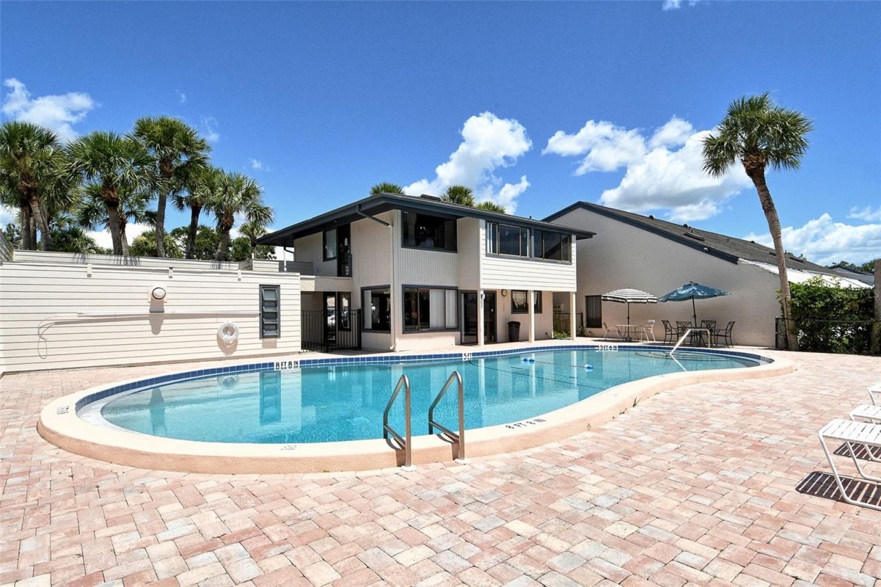 7214 Cloister Drive, Unit 7214, Sarasota, FL 34231 Photo