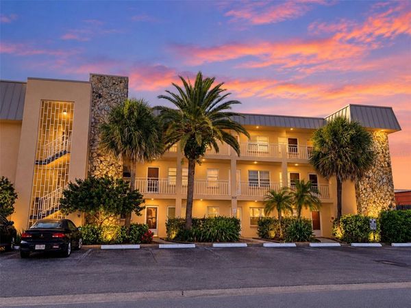 505 66TH AVENUE , Unit 11, ST PETE BEACH, FL 33706