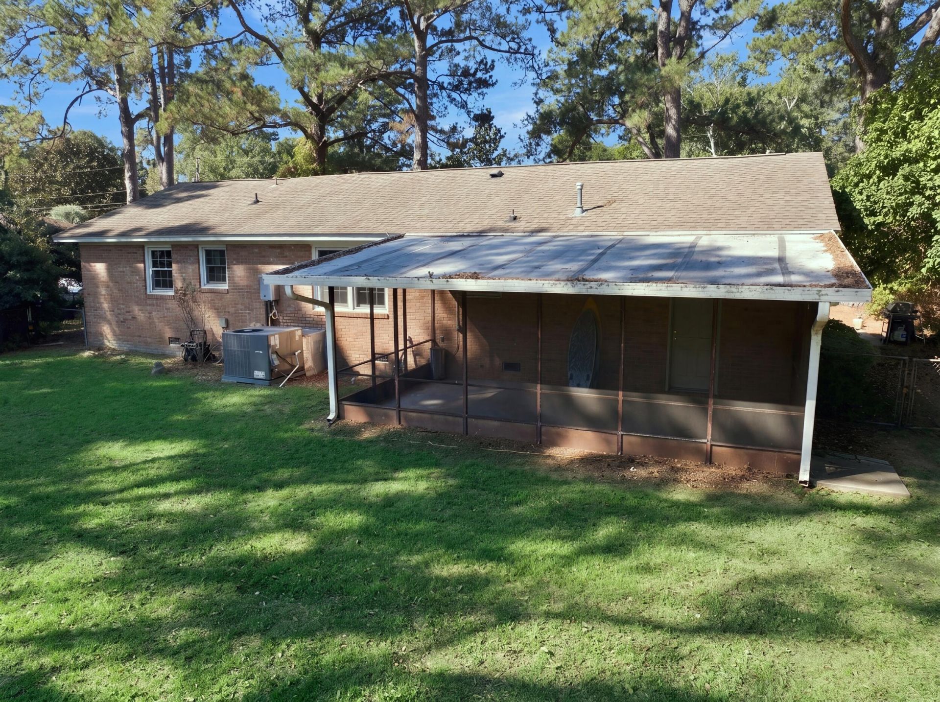 1060 Woodside Drive Photo 12