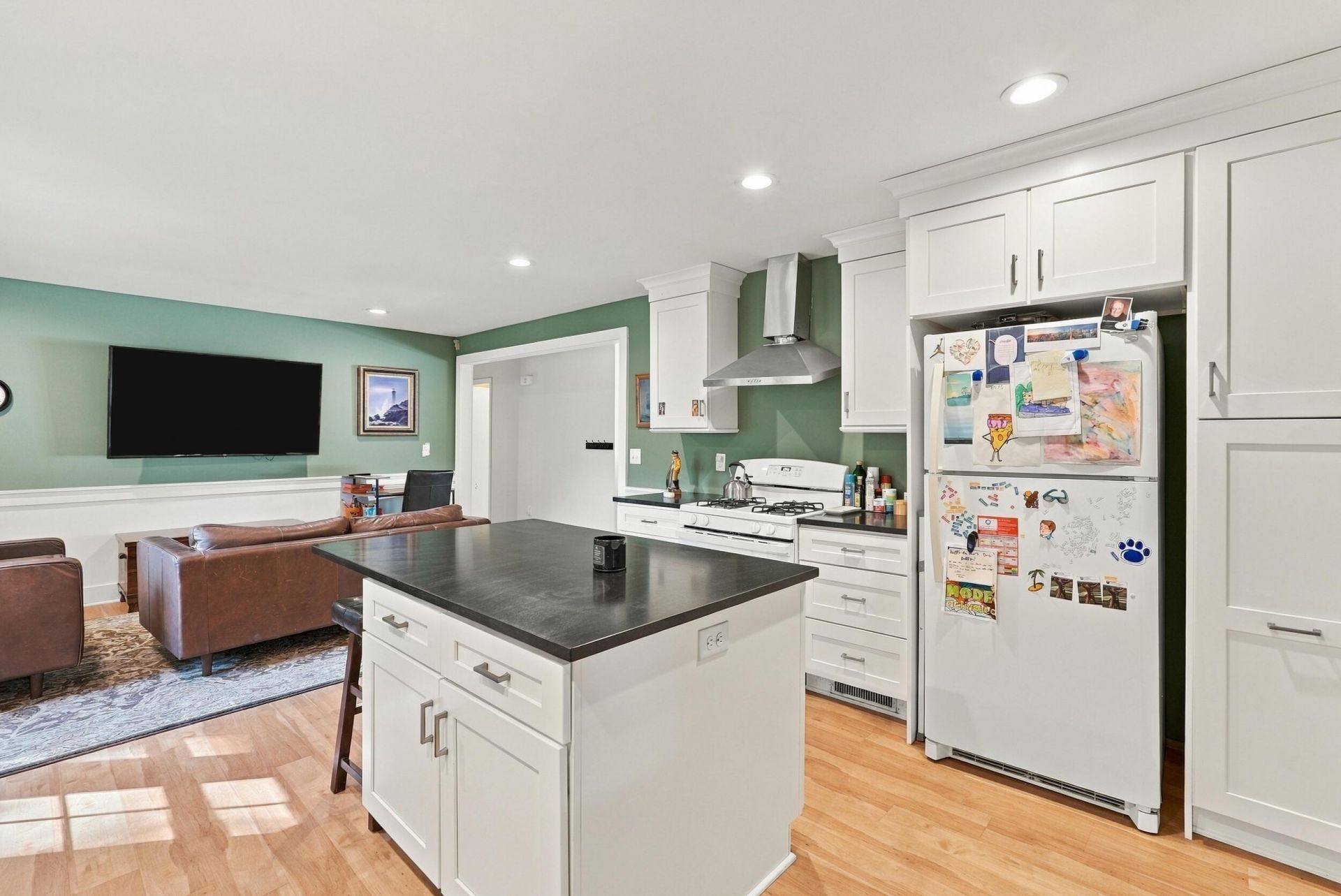 1060 Woodside Drive Photo 26