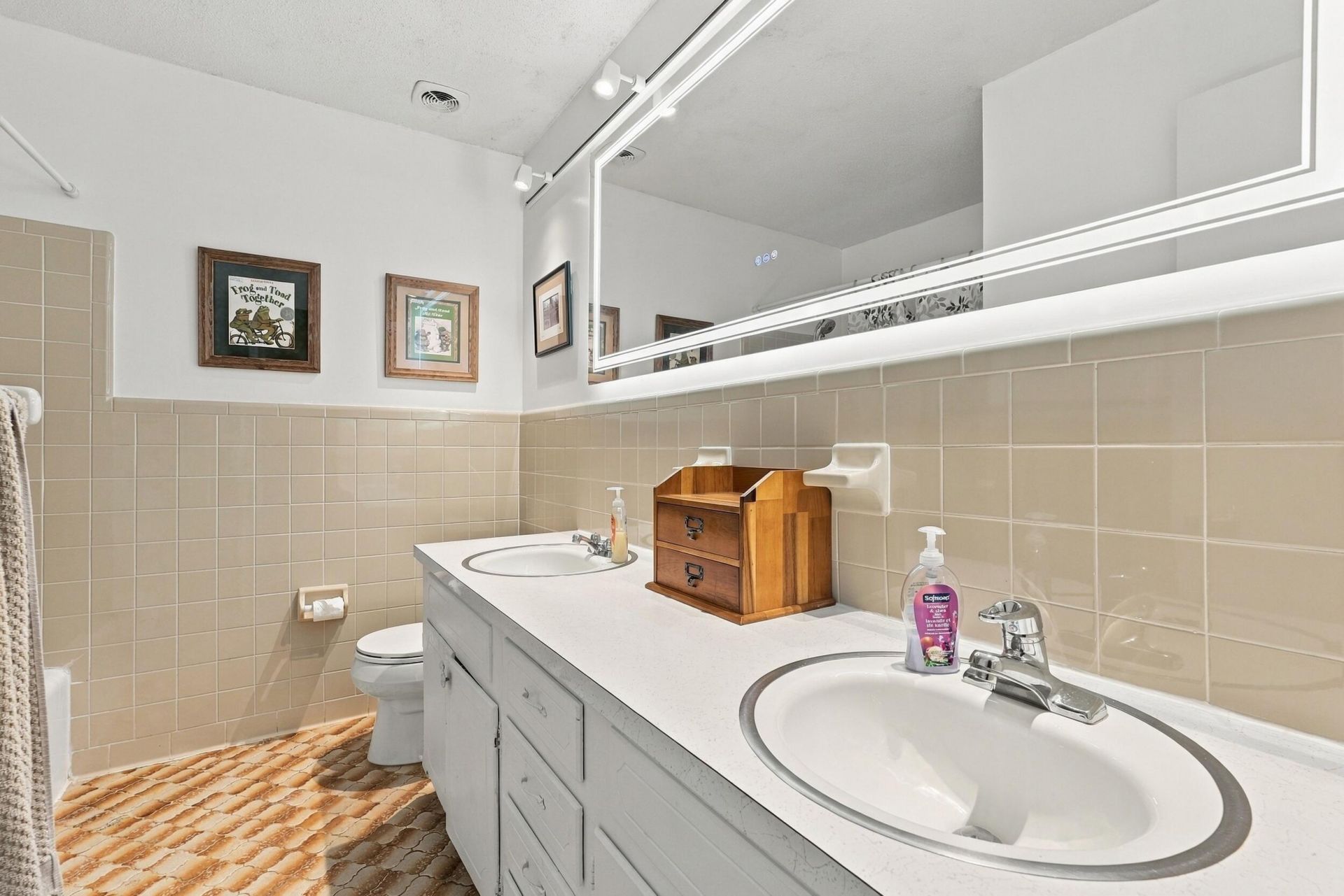 1060 Woodside Drive Photo 33