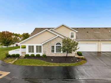 1717 Chestnut Farms Loop , Grove City, OH 43123